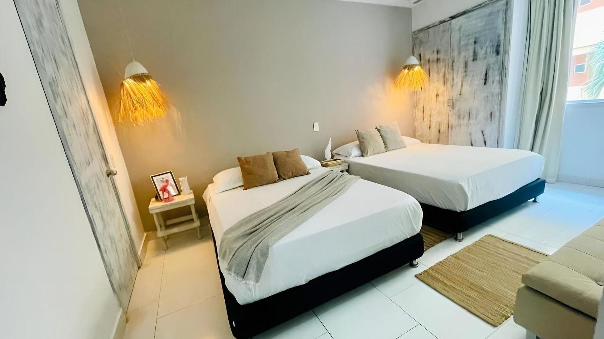 Frente Al Mar Con Acceso Directo A La Playa Morros 922 Apartamento *