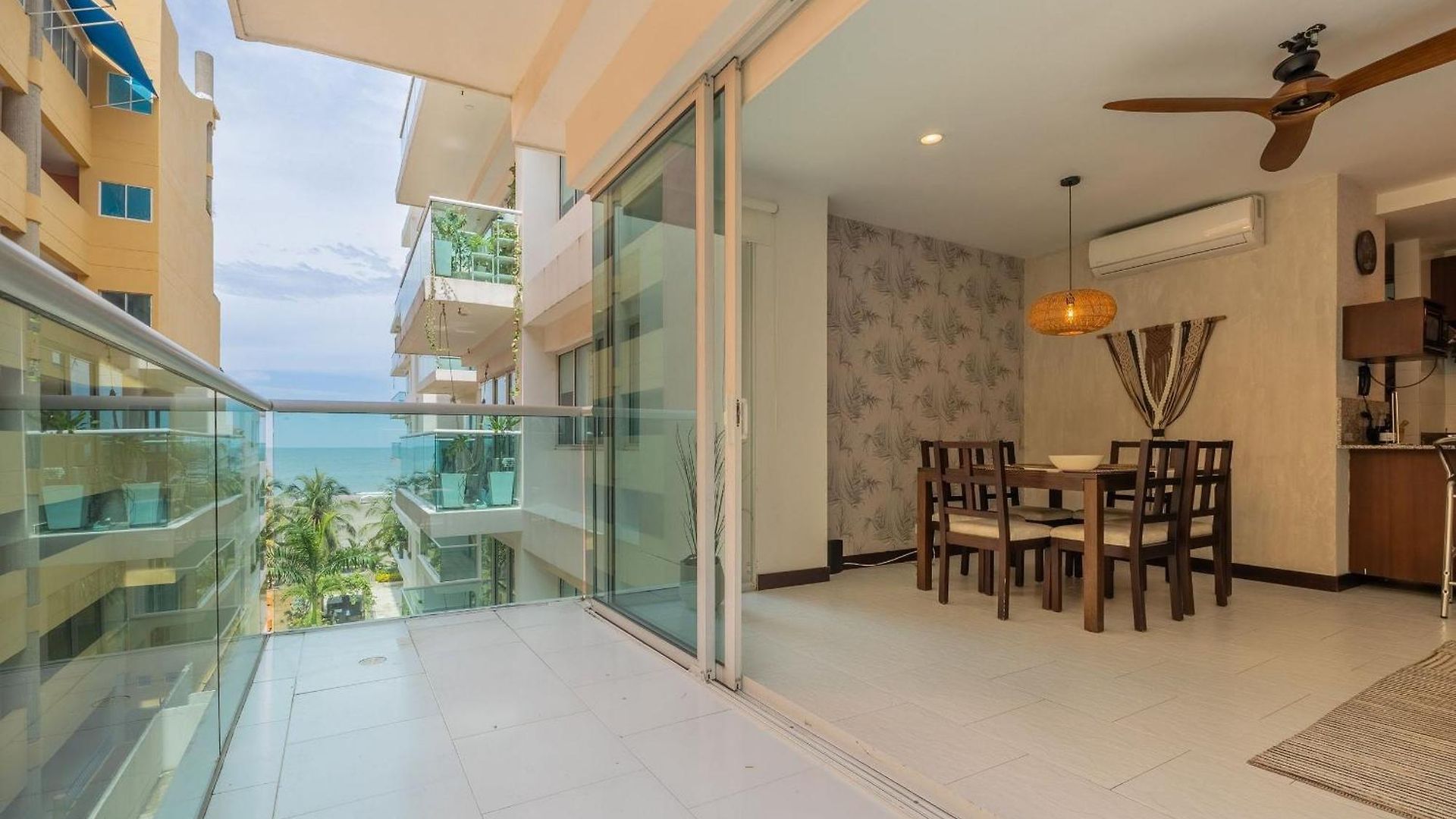 Frente Al Mar Con Acceso Directo A La Playa Morros 922