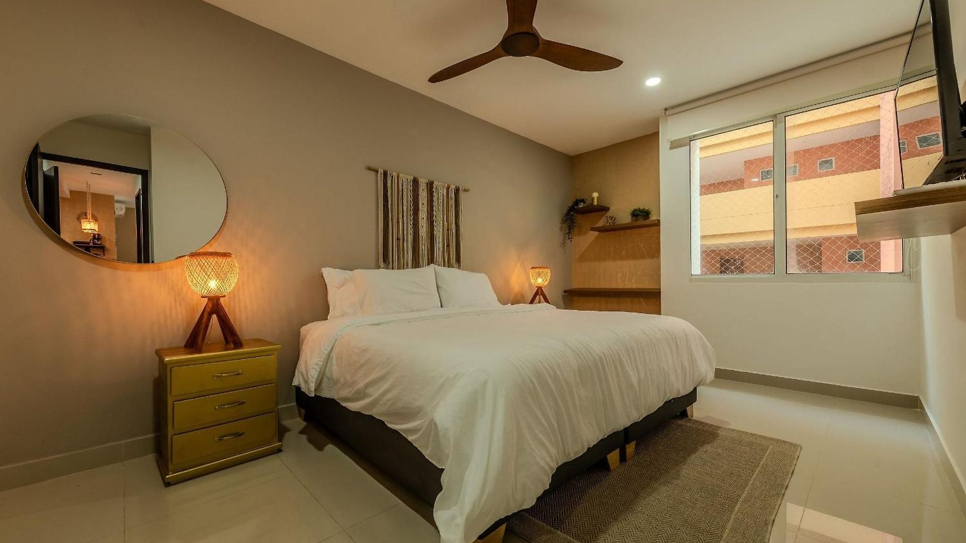 Apartamento Frente Al Mar Con Acceso Directo A La Playa Morros 922 *