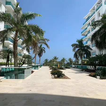 Frente Al Mar Con Acceso Directo A La Playa Morros 922 Apartamento *