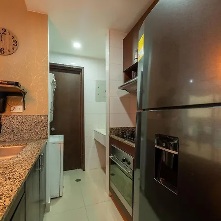 Frente Al Mar Con Acceso Directo A La Playa Morros 922 Apartamento *