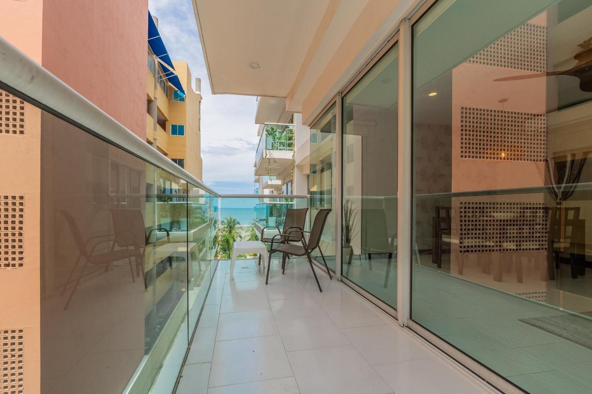 Frente Al Mar Con Acceso Directo A La Playa Morros 922 Cartagena