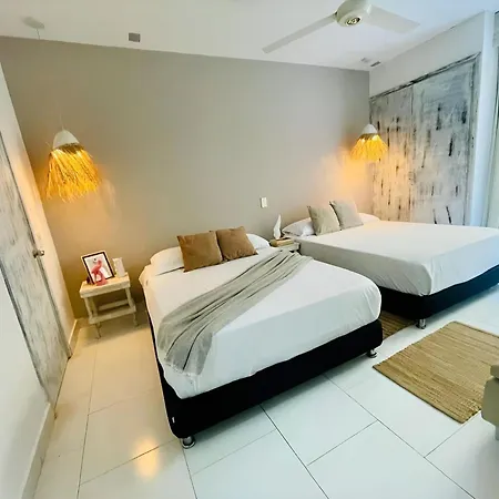 Frente Al Mar Con Acceso Directo A La Playa Morros 922 Apartamento *